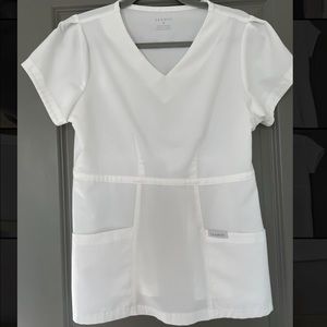 Jaanuu Signature Peplum Top in White Size M